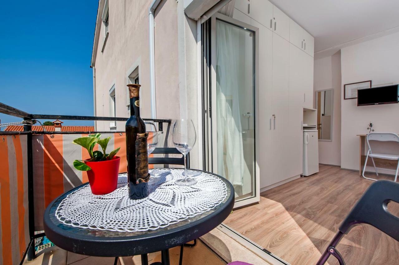 Rooms Mariana Rovinj Exterior foto